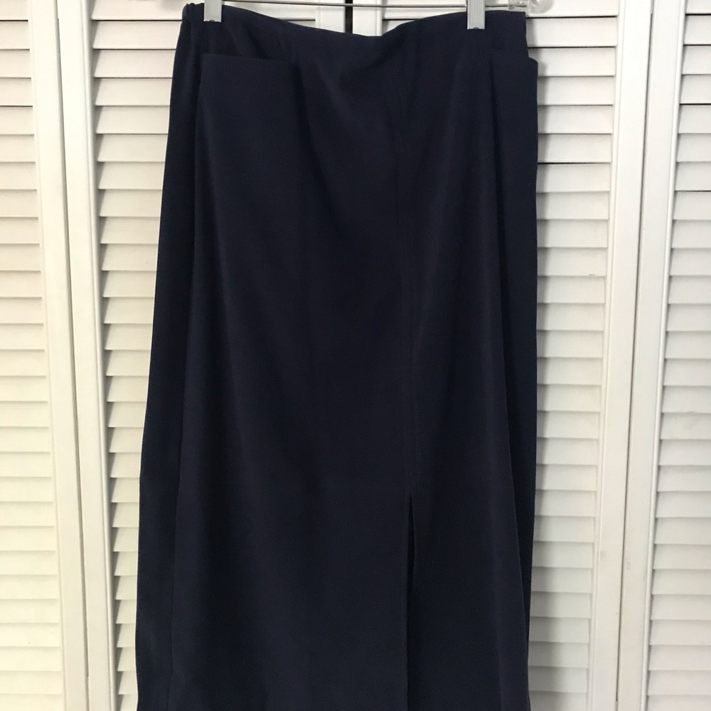 Navy blue midi skirt